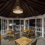 Villa Quinta Rosas *